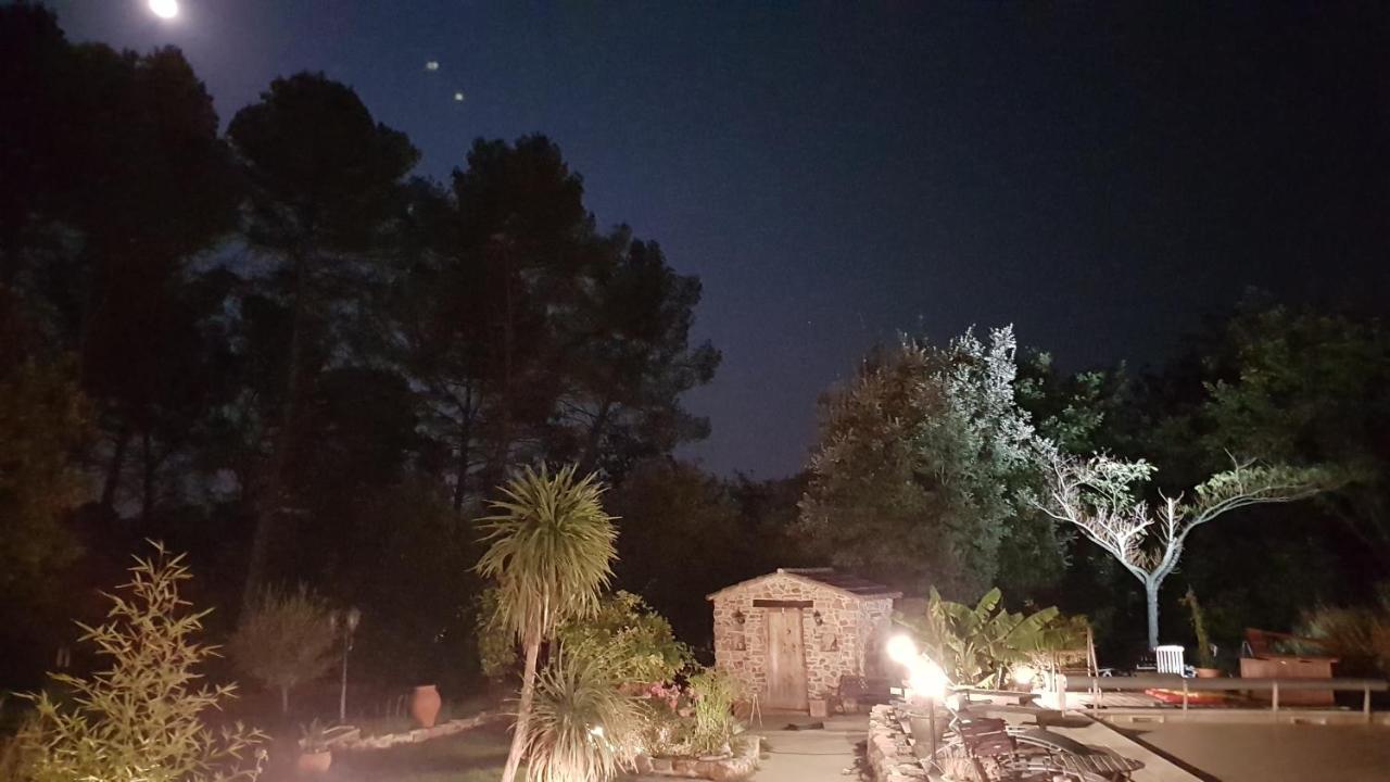 Le Jardin Des Selves Bed & Breakfast Draguignan Luaran gambar